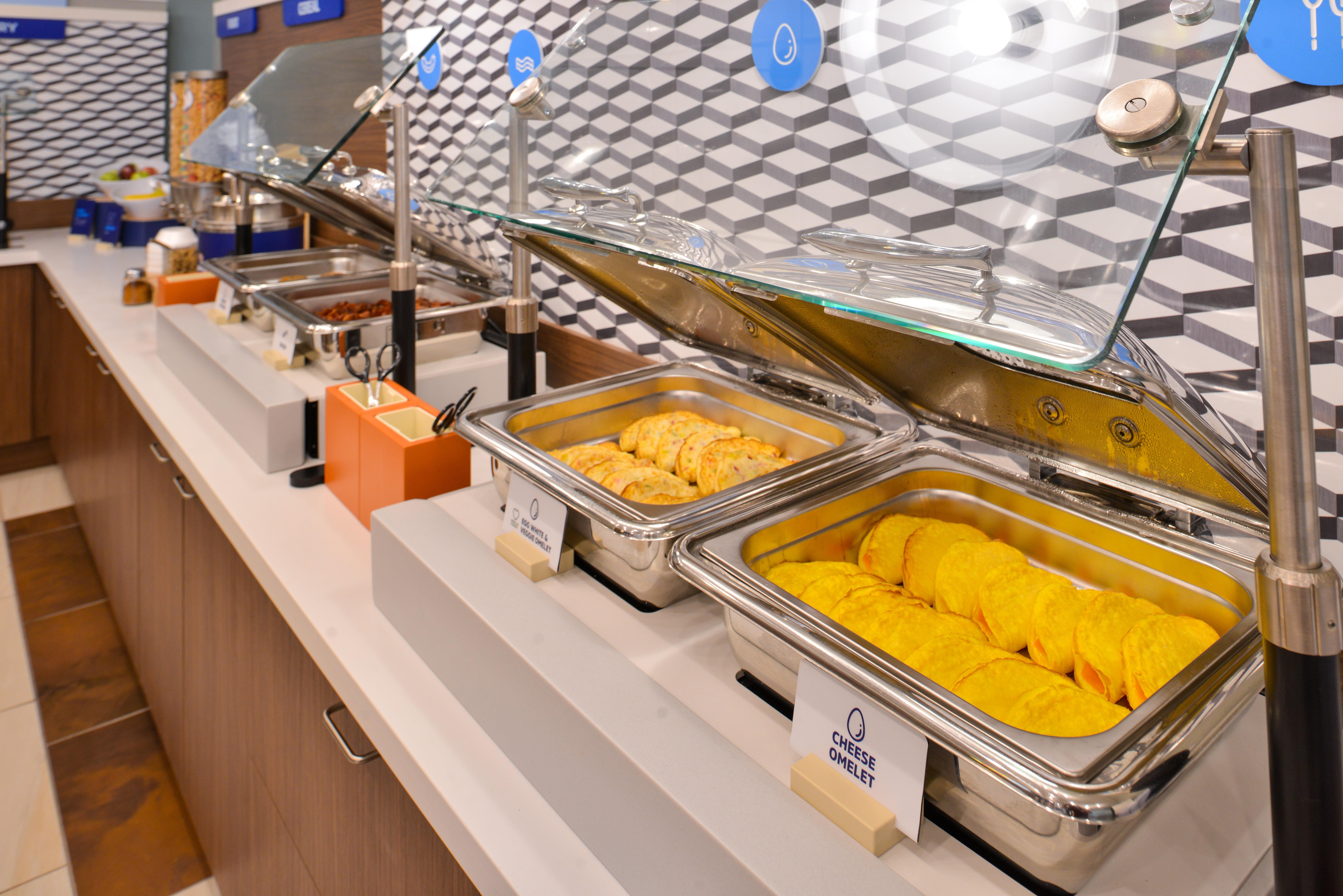 Holiday Inn Express & Suites Toledo West By Ihg Bagian luar foto